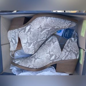 Women’s Low cut boots